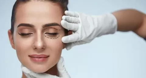 Blepharoplasty (Eyelid Surgery): Procedure, Risks & Cost