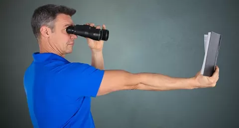 Everything you should know about Hyperopia or Farsightedness!