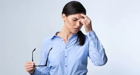 Ocular Migraine: Symptoms, Causes, Treatment & When to See a Doctor